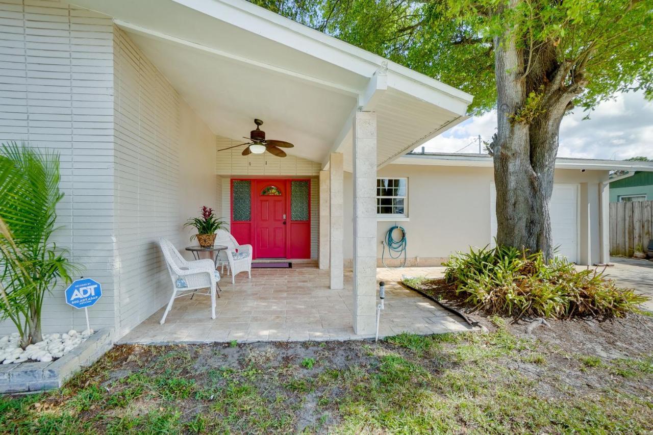 Clearwater Vacation Home Rental With Tiki Bar! Bagian luar foto